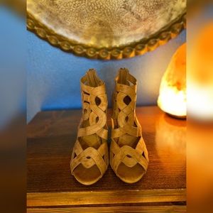 Miz Mooz Brown Tan Wedges Twisty Design